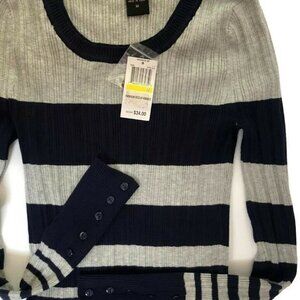 Hooked Up Juniors Sweater Grey Meduim Scooped ribb